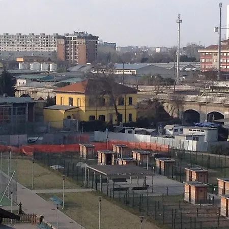 Polimi House Apartamento